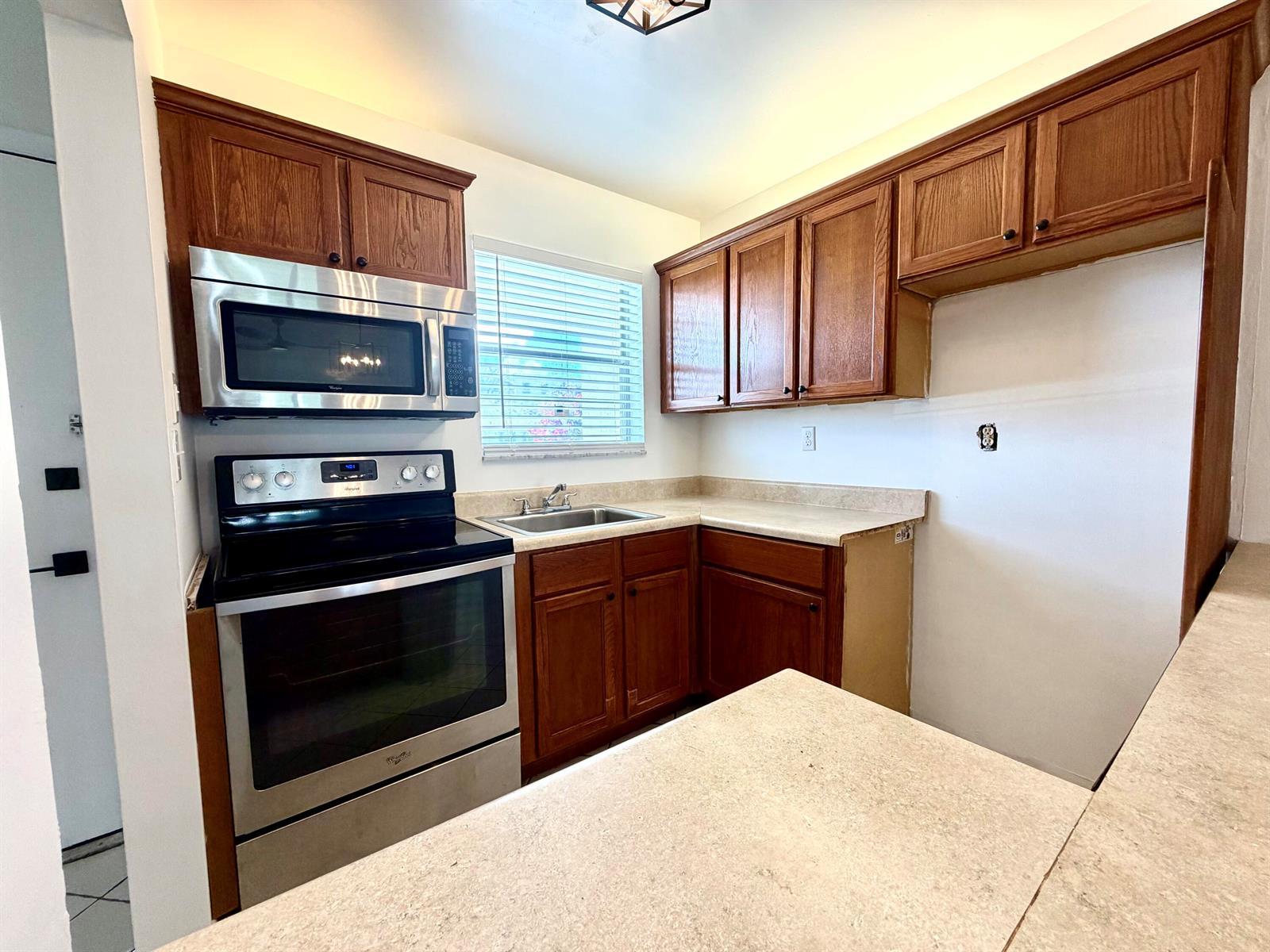 1118 Lake Terrace # 103, Boynton Beach FL 33426 photo 3