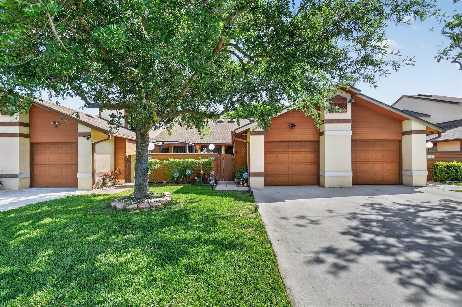 3723 Collinwood Lane, West Palm Beach FL 33406 photo 2