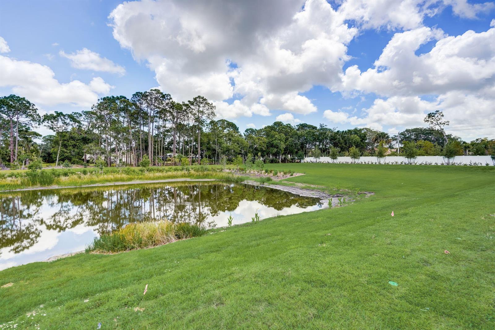 5728 SE Edgewater Circle, Stuart FL 34997 photo 3