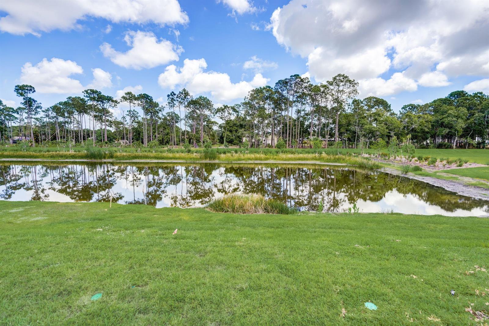 5728 SE Edgewater Circle, Stuart FL 34997