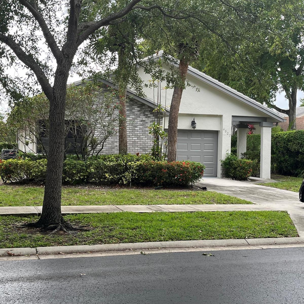 4807 Boxwood Circle, Boynton Beach FL 33436