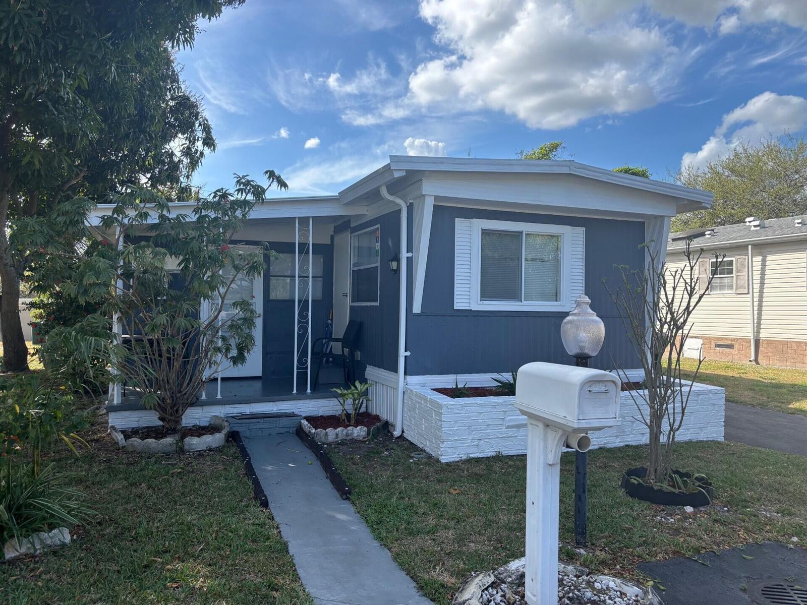 6931 NW 45th Terrace, Coconut Creek FL 33073