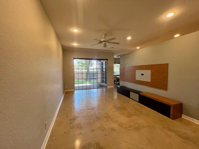 30 Beechdale Lane, Boynton Beach FL 33426 photo 2