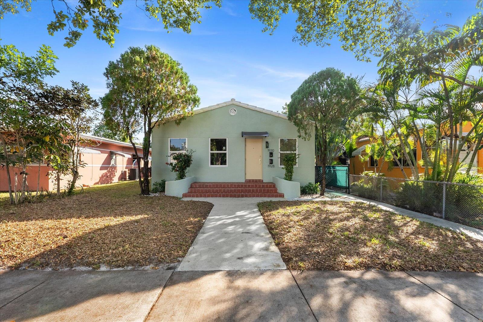 1928-1930 Adams Street, Hollywood FL 33020