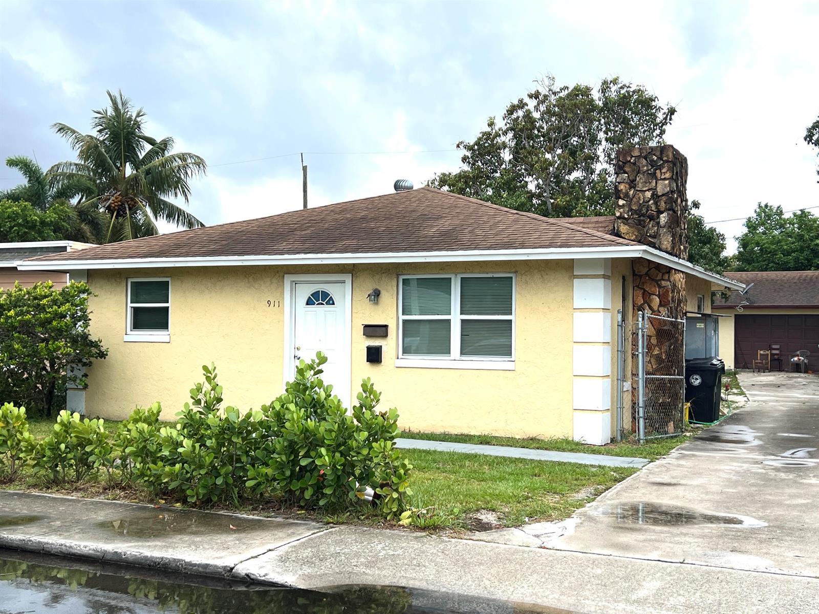 911 S D Street, FL 33460