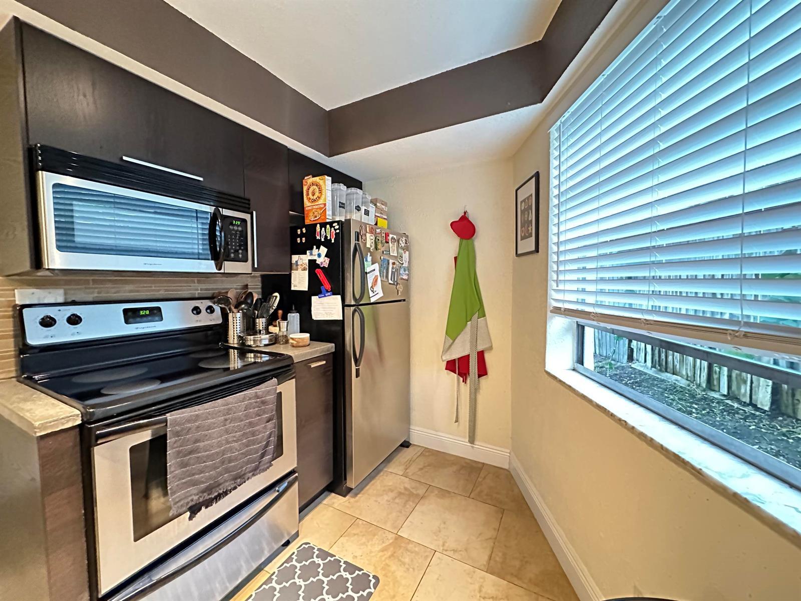 5811 NE 14th Road # 1, Fort Lauderdale FL 33334 photo 3