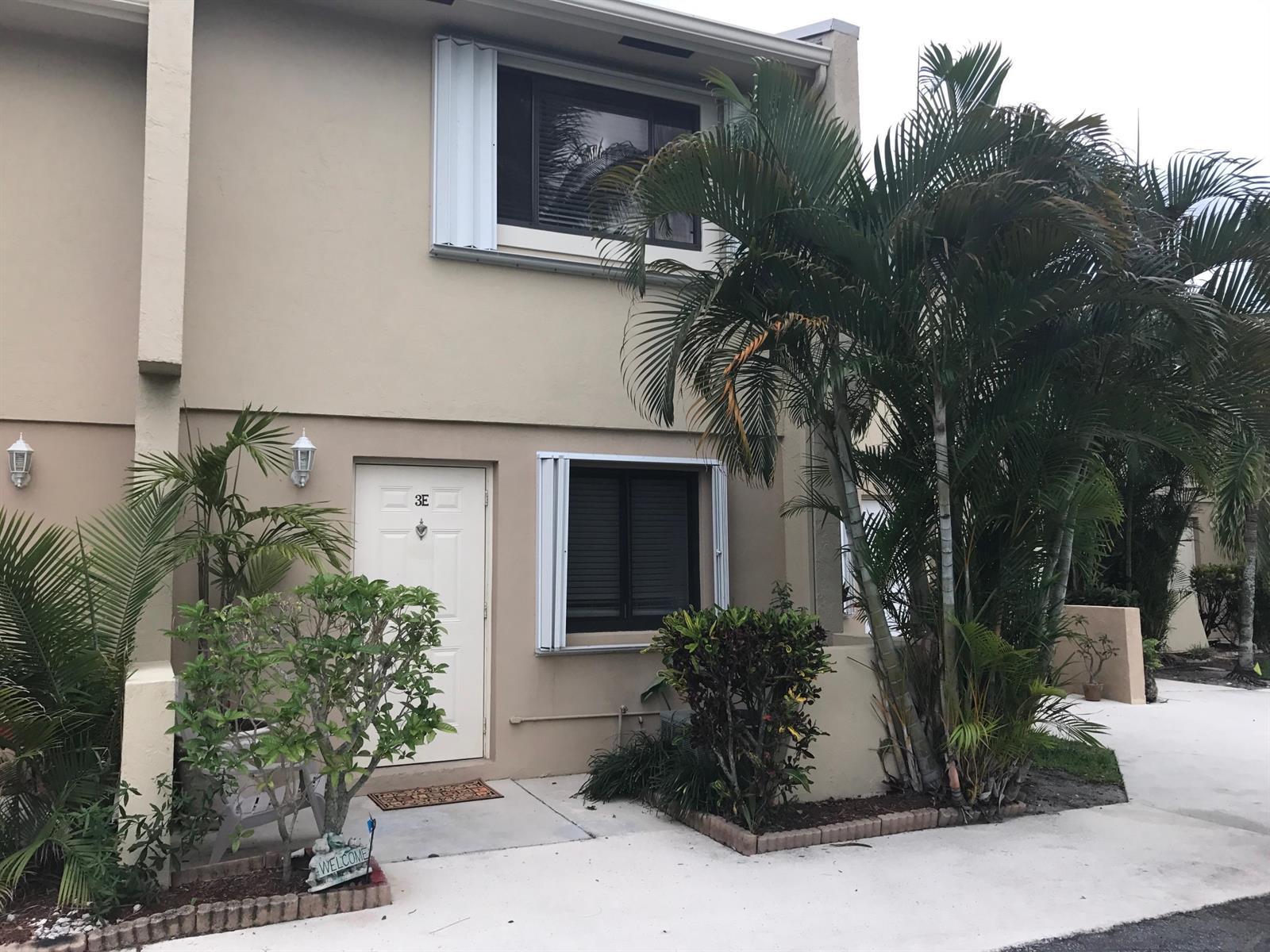 139 Sparrow Drive # 3e, Royal Palm Beach FL 33411
