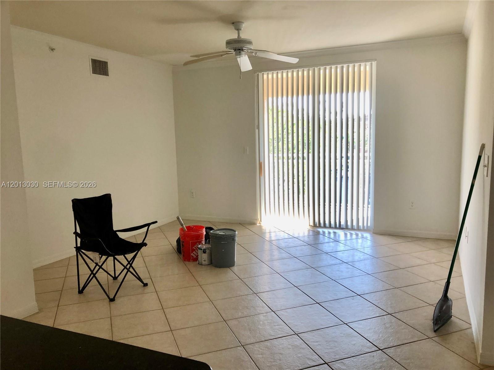 6559 Emerald Dunes Dr # 304, West Palm Beach FL 33411 photo 4