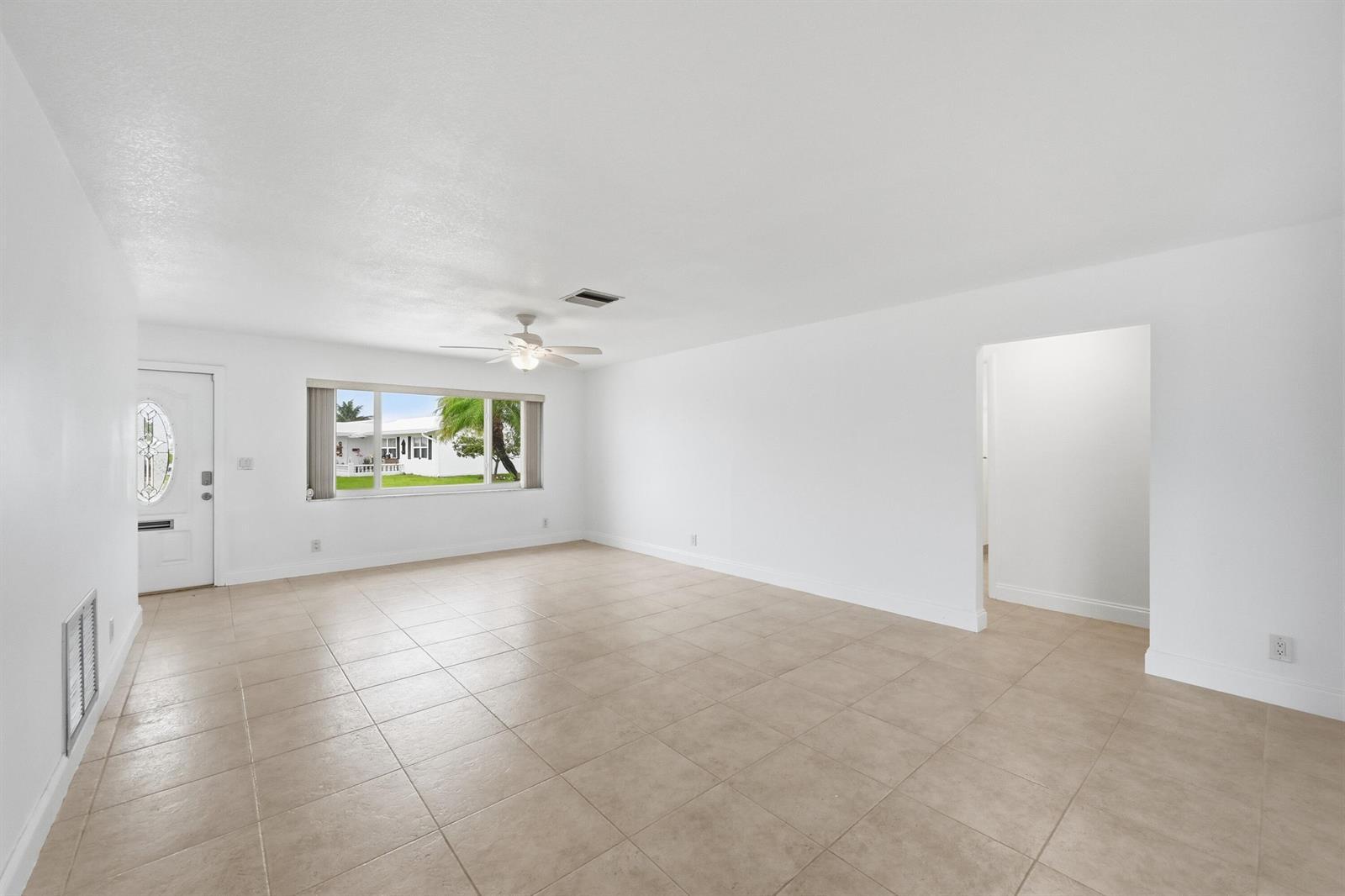 1316 SW 23rd Street, Boynton Beach FL 33426 photo 5