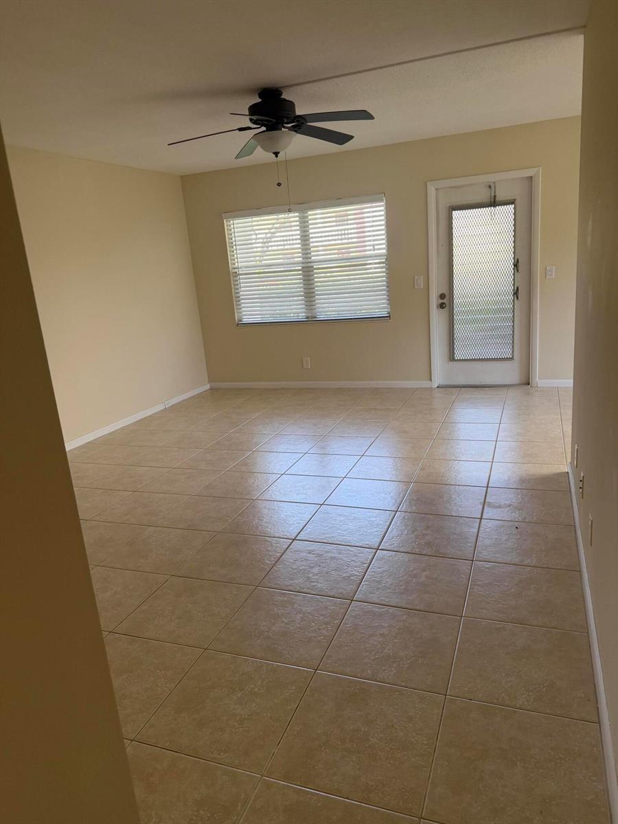 137 Fanshaw D, Boca Raton FL 33434 photo 5
