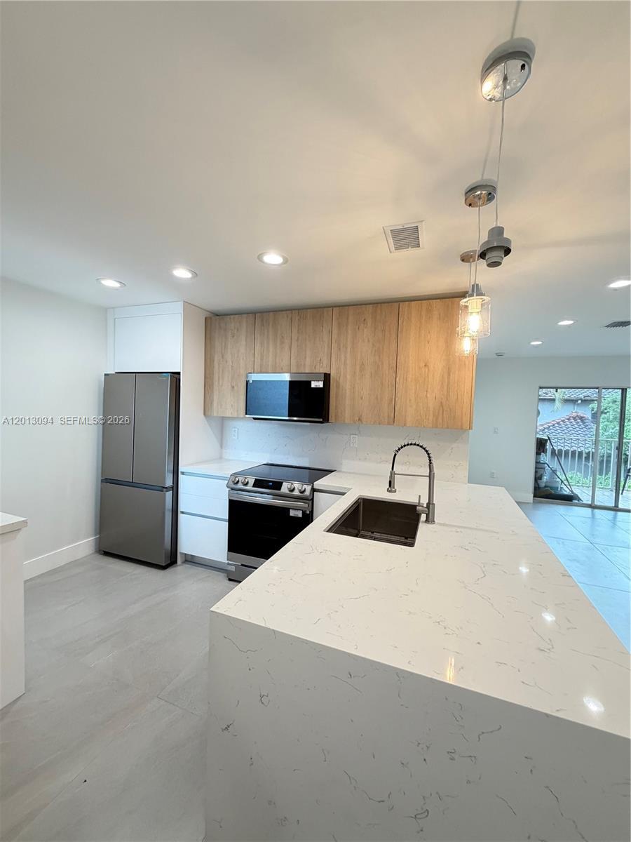 4708 NW 114th Ave # 3, Doral FL 33178 photo 4