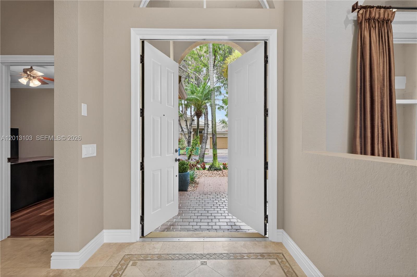 1306 Crossbill Ct, Weston FL 33327 photo 3
