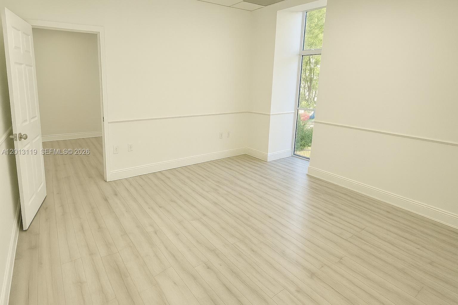 7500 NW 25th St # 204, Miami FL 33122 photo 2