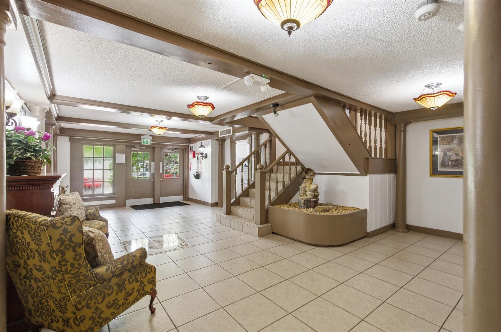 3660 Inverrary Drive # 3q, Lauderhill FL 33319 photo 5