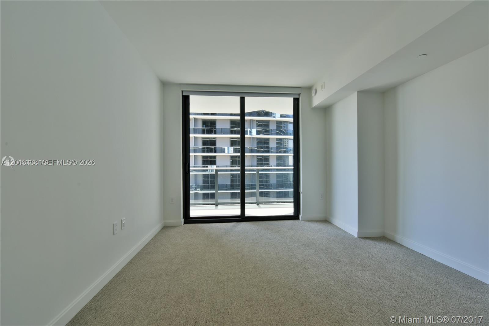 45 SW 9 st # 1907, Miami FL 33130 photo 5