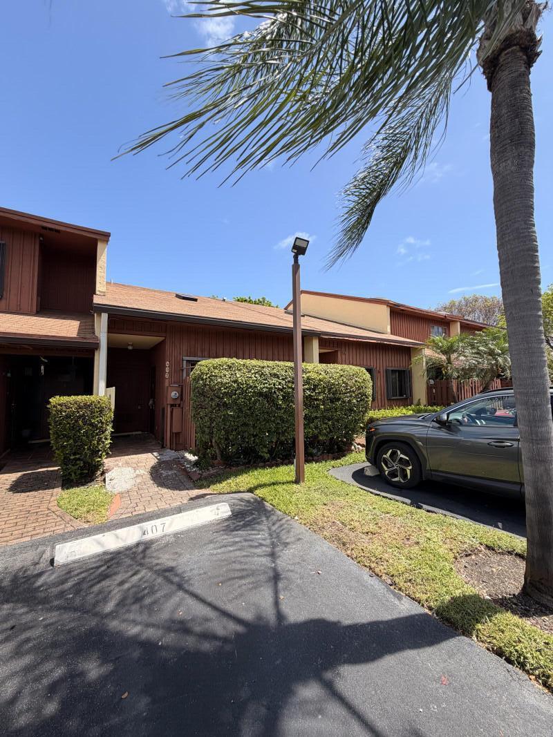 407 SE 14th Street, Dania Beach FL 33004