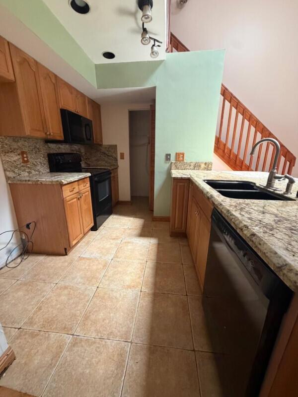 407 SE 14th Street, Dania Beach FL 33004 photo 5