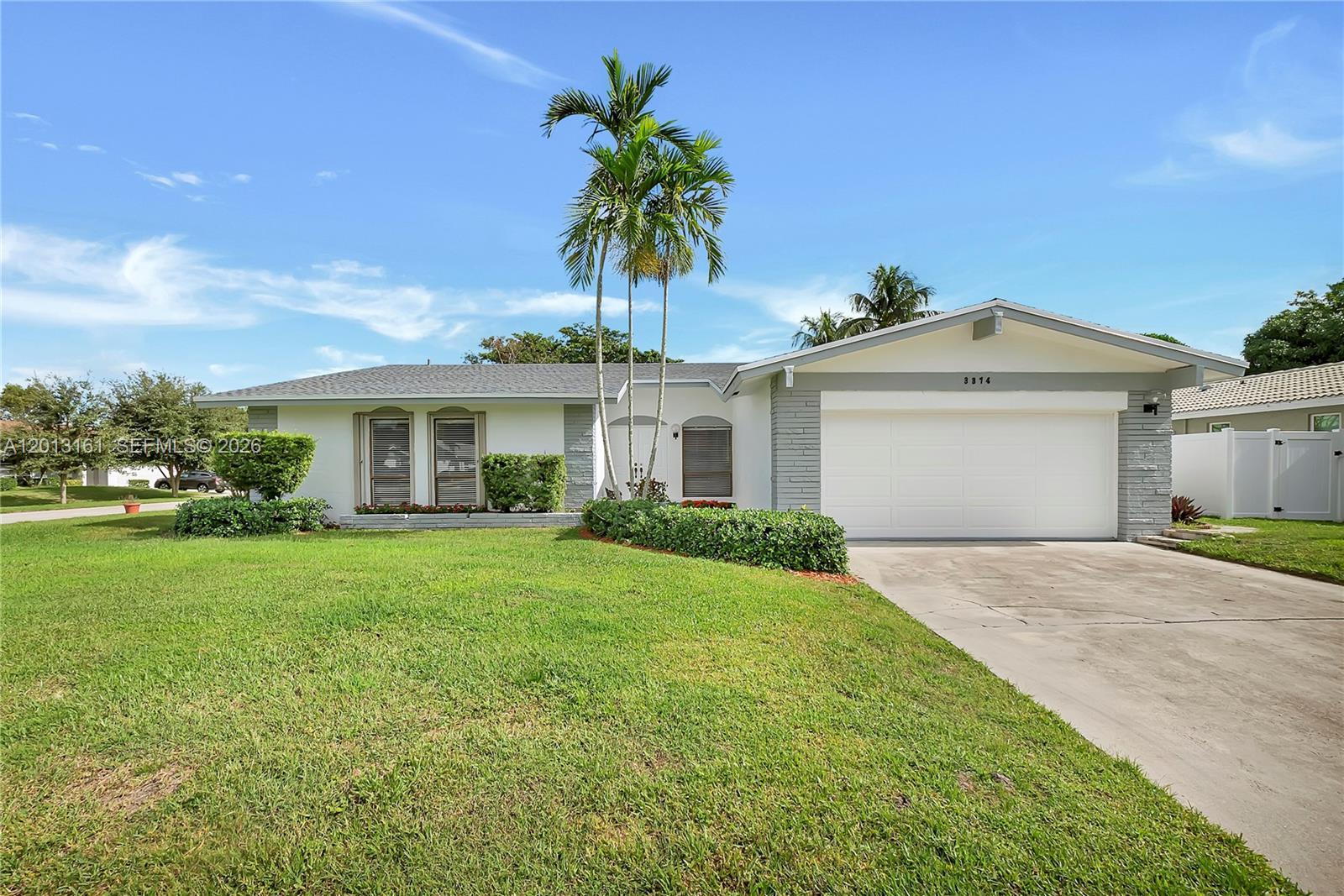 3374 NW 28th Ter, Boca Raton FL 33434
