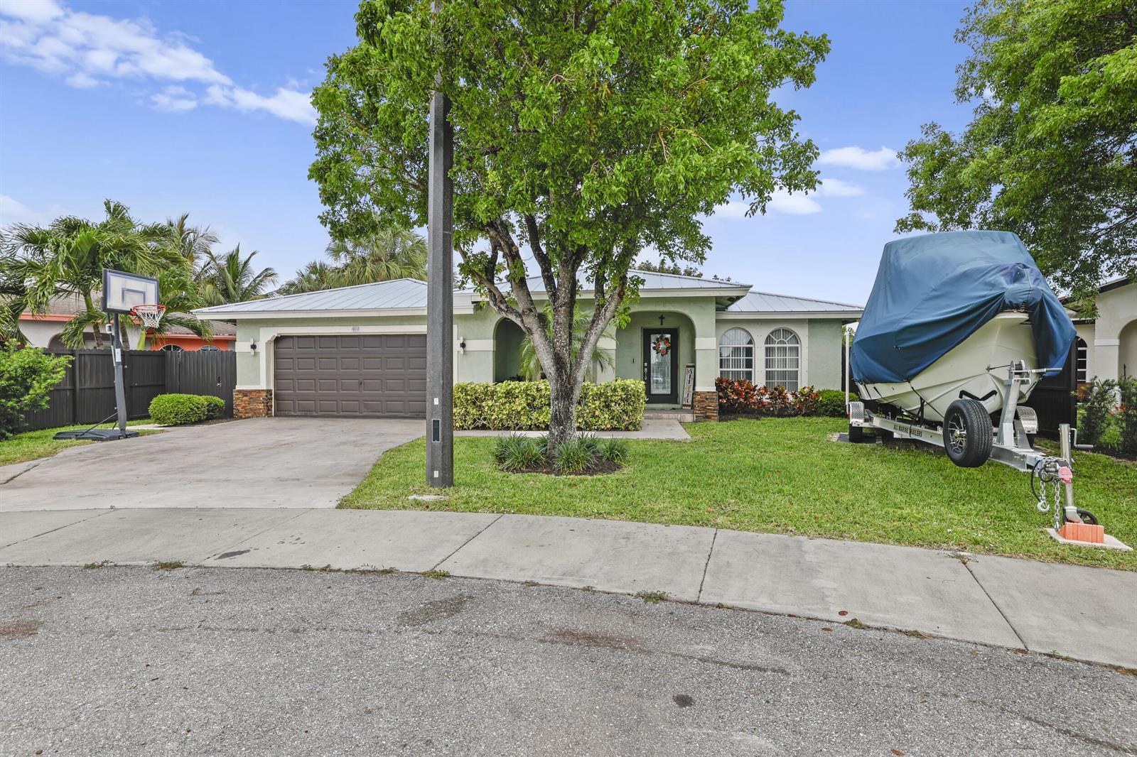 401 NW 16th Place, Pompano Beach FL 33060
