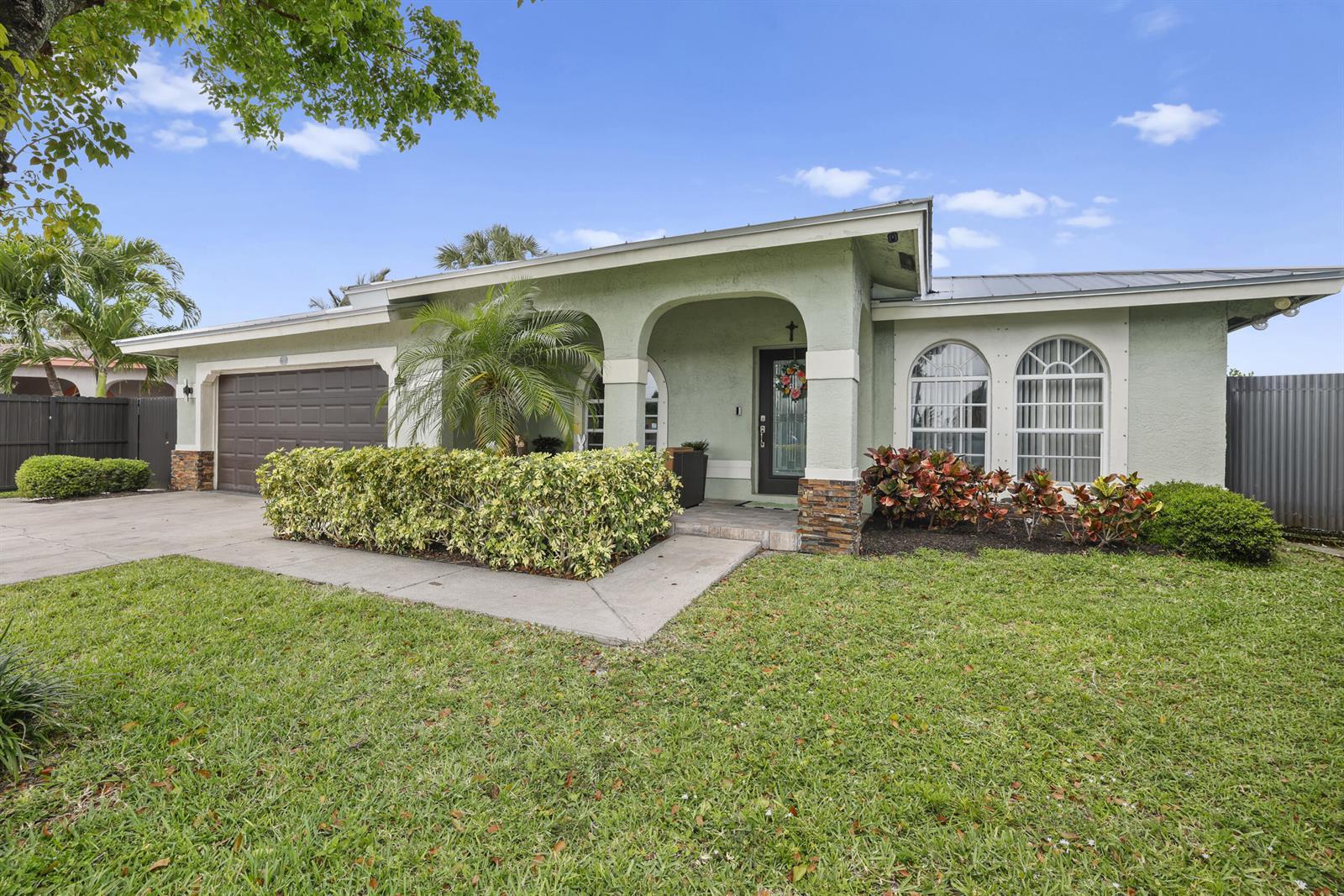 401 NW 16th Place, Pompano Beach FL 33060 photo 4
