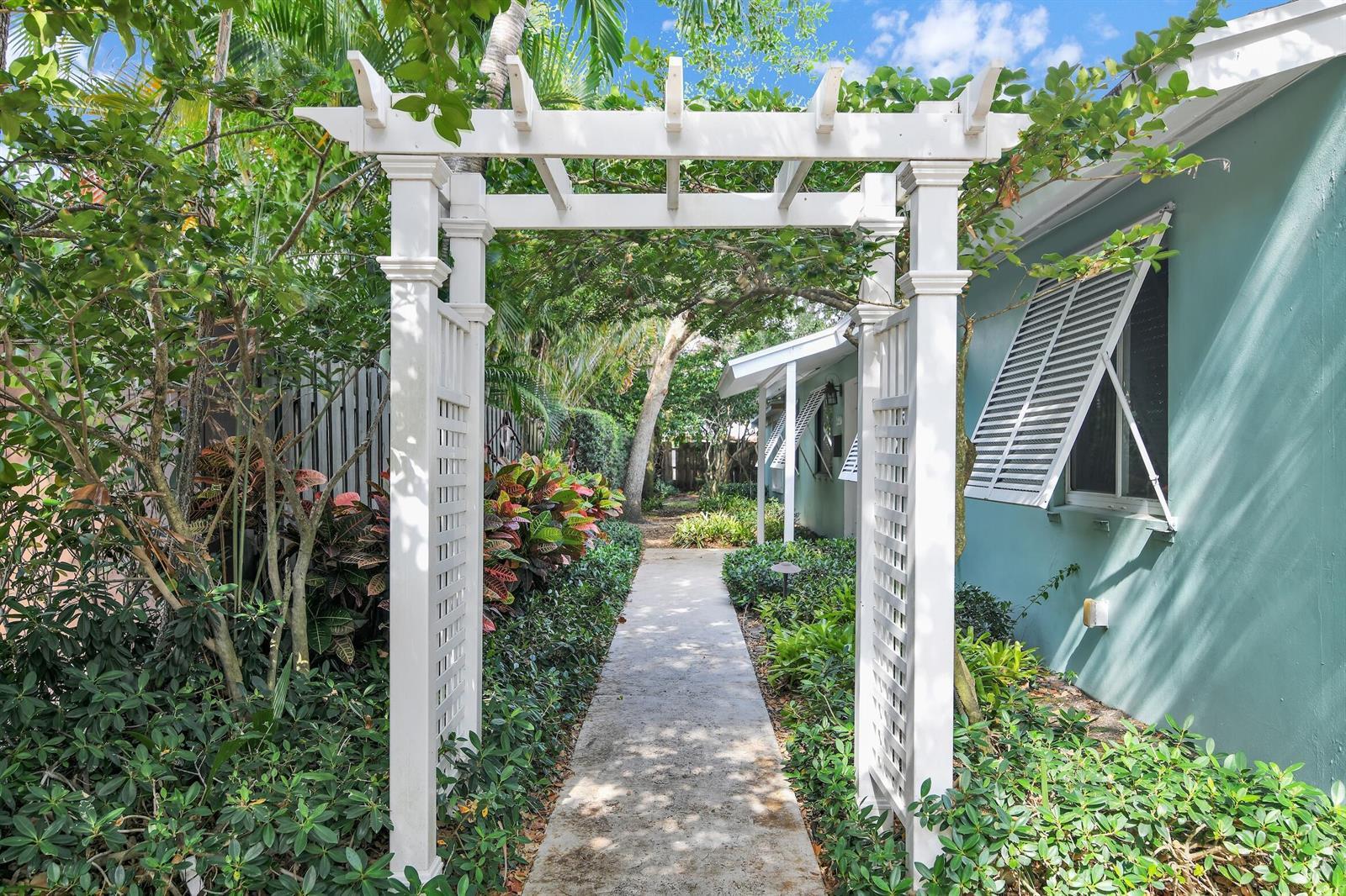 320 NE 1st Avenue, Delray Beach FL 33444 photo 5
