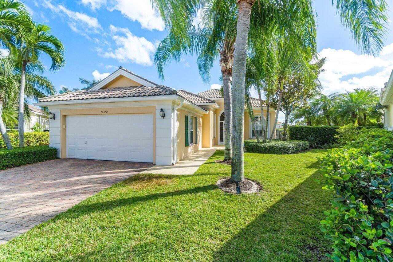 8222 Dominica Place, Wellington FL 33414 photo 2