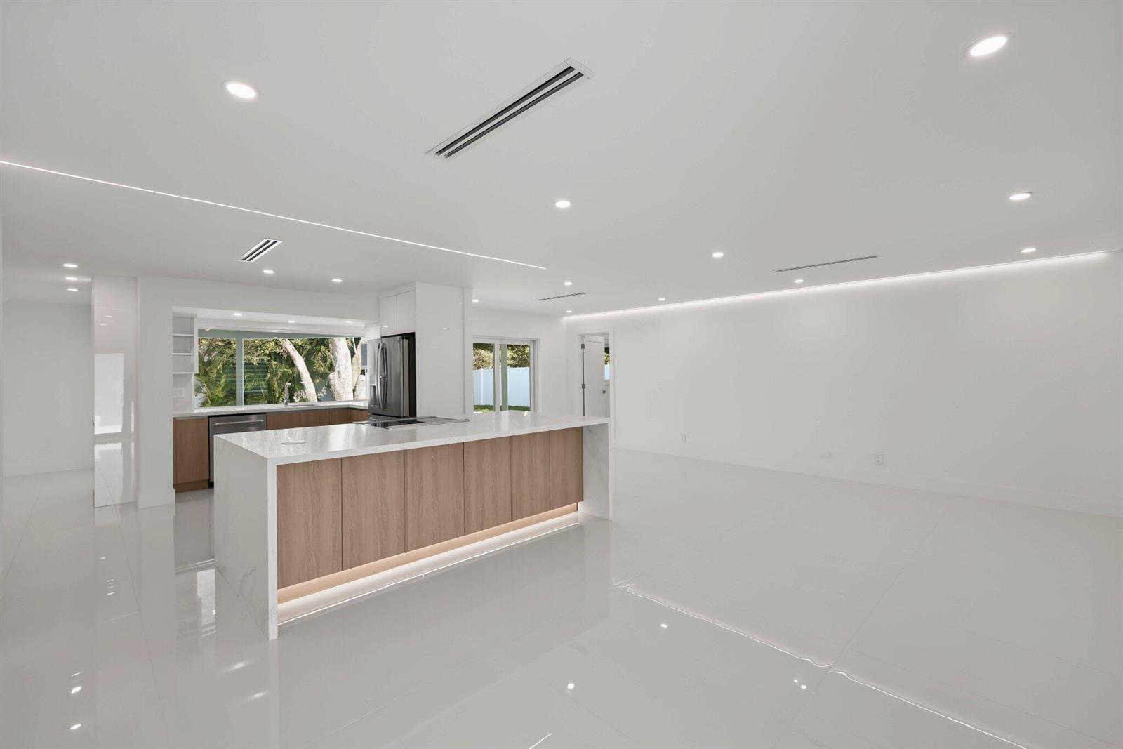 979 NW 8th Street, Boca Raton FL 33486 photo 5