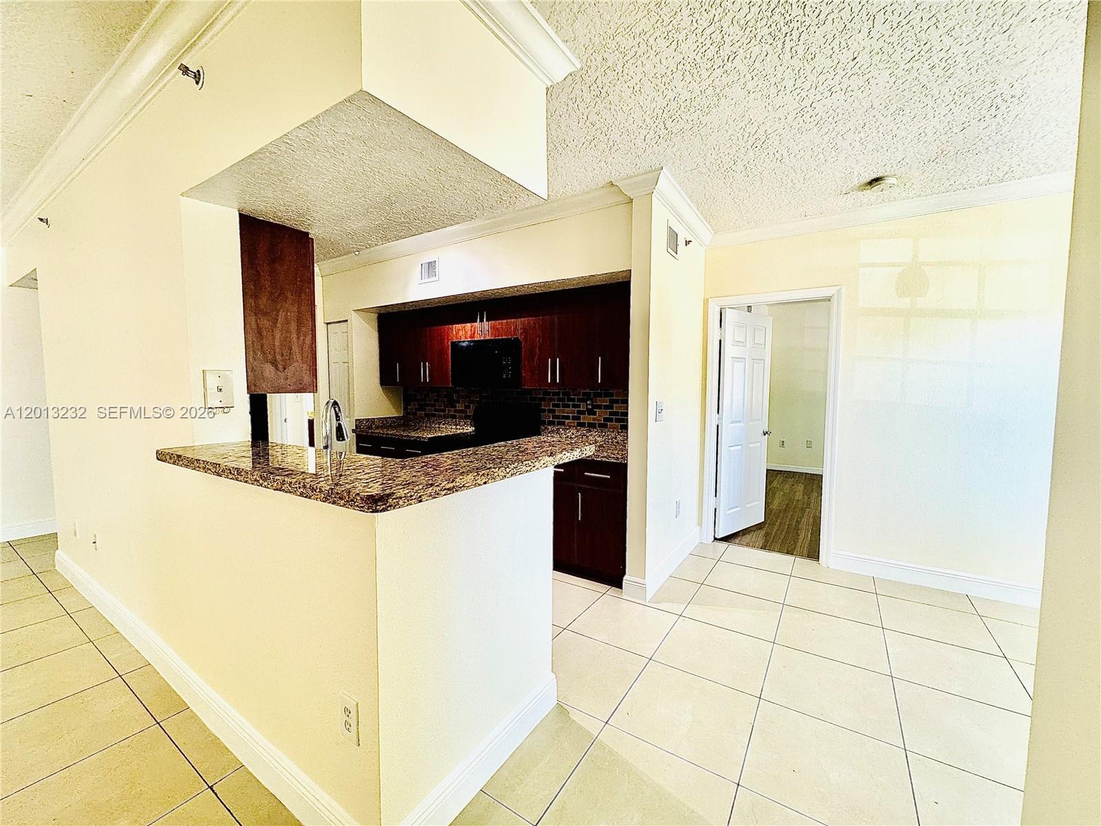 220 SW 116th Ave # 15207, Pembroke Pines FL 33025 photo 2