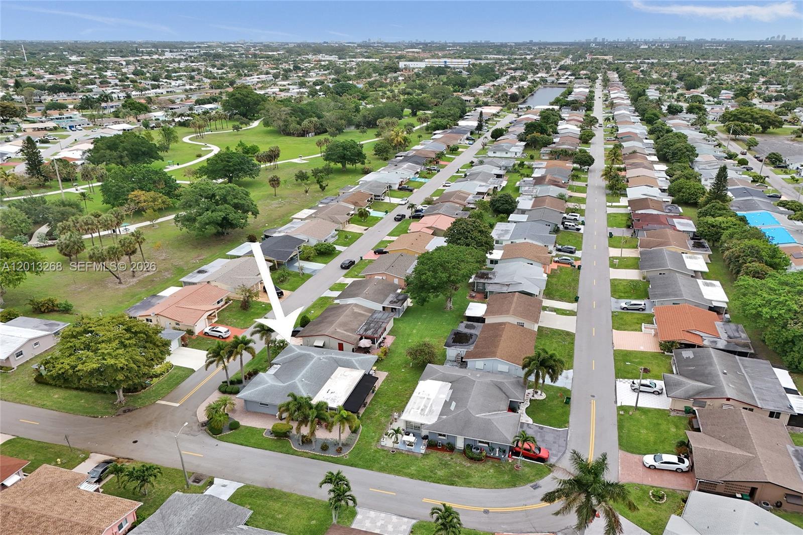 4722 NW 44th Ct, Tamarac FL 33319 photo 4