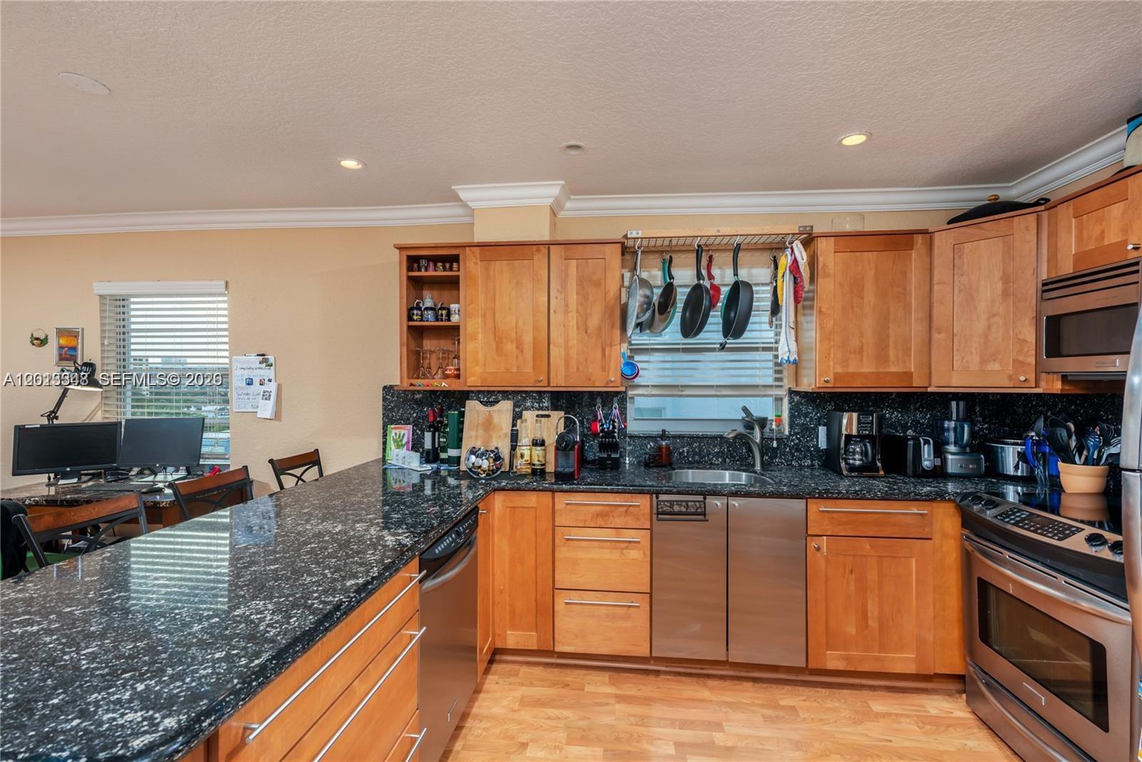 1000 Michigan Ave # 704, Miami Beach FL 33139 photo 4
