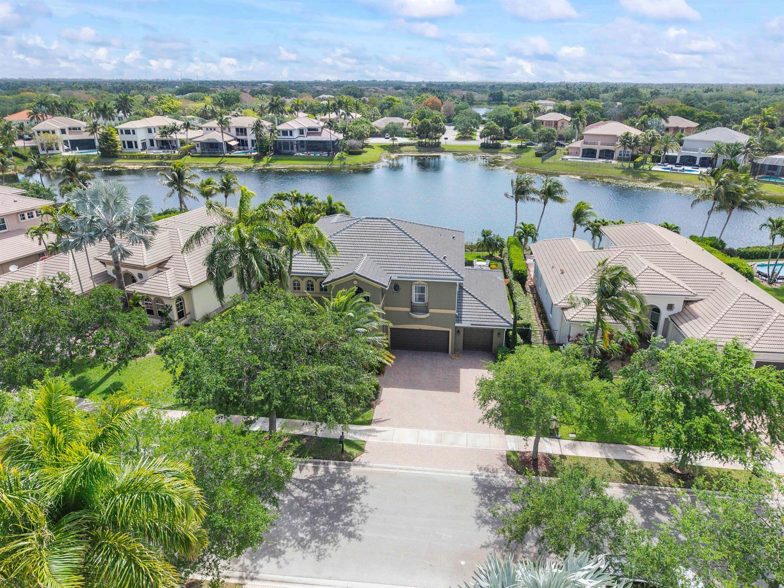 7508 NW 117th Lane, Parkland FL 33076 photo 2