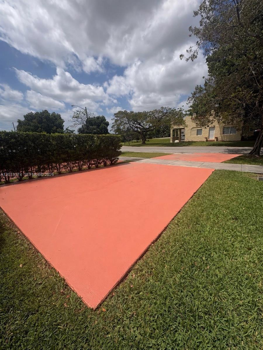 993 NE 3rd Ave, Homestead FL 33030 photo 2