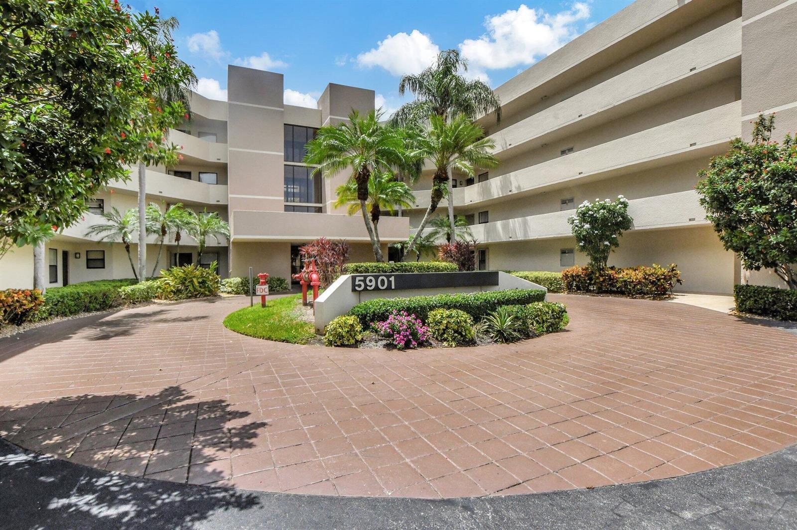 5901 Camino Del Sol # 107, Boca Raton FL 33433