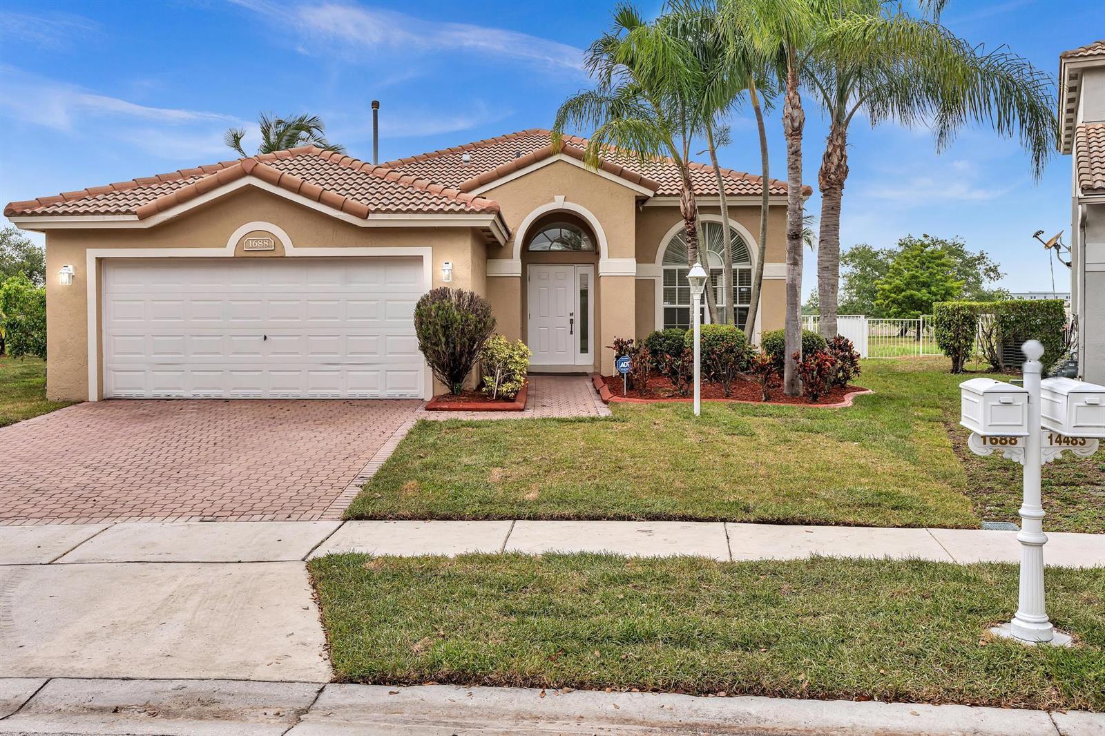 1688 NW 144th Way, Pembroke Pines FL 33028 photo 2