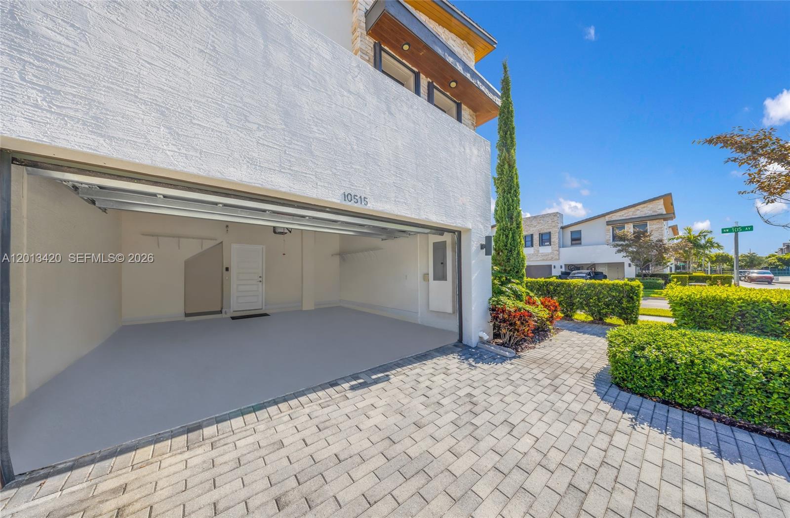 10515 NW 78th Ter, Doral FL 33178 photo 4