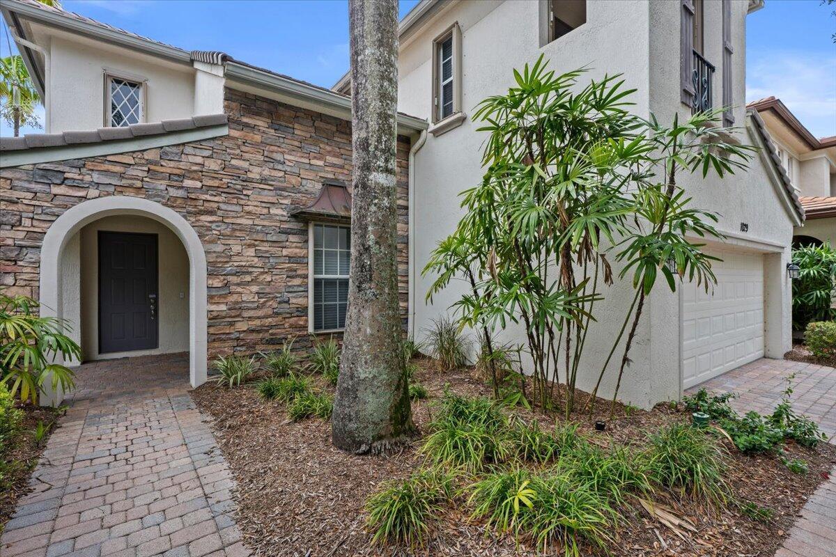 1029 Vintner Boulevard, Palm Beach Gardens FL 33410 photo 3