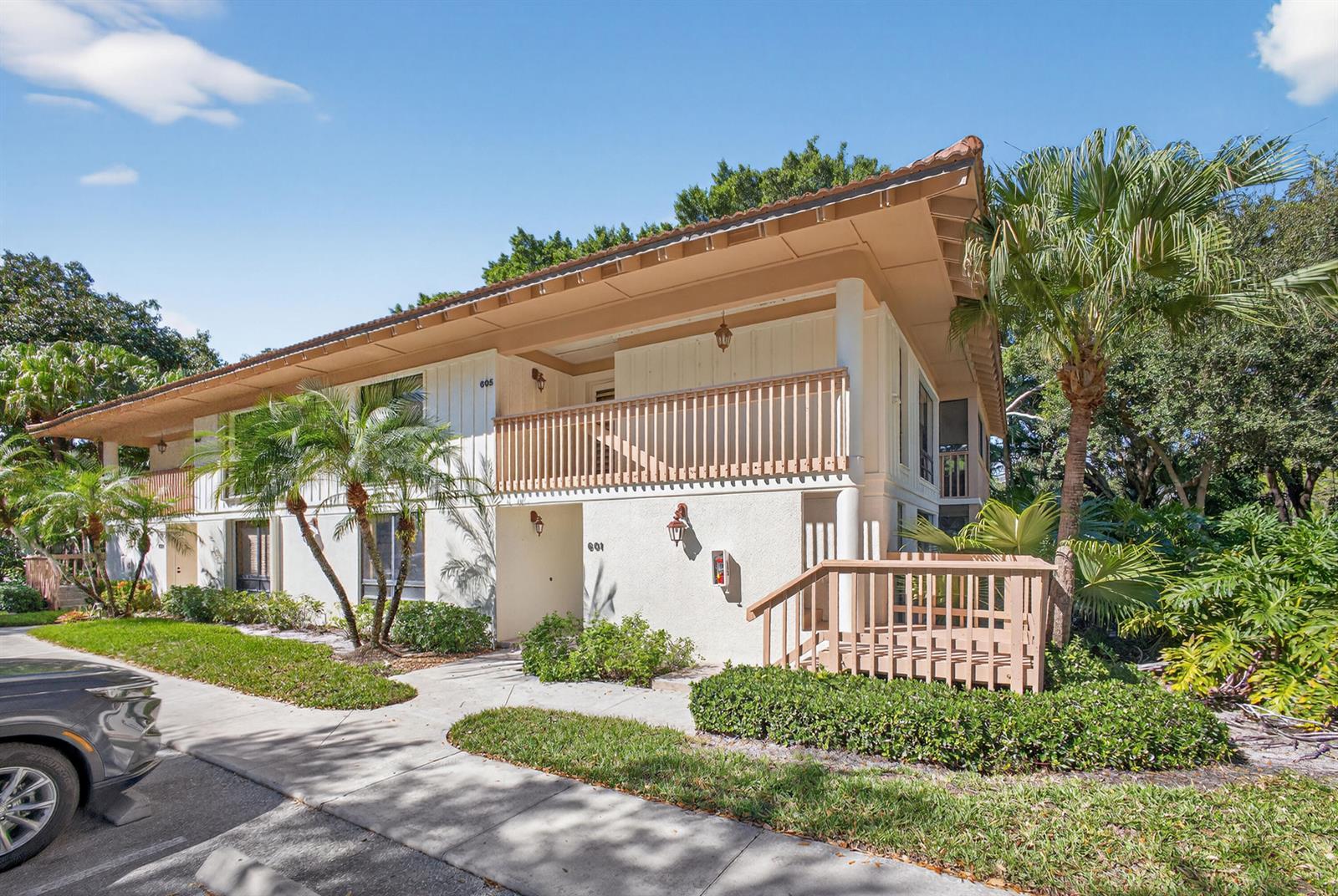 605 Brackenwood Cove, Palm Beach Gardens FL 33418