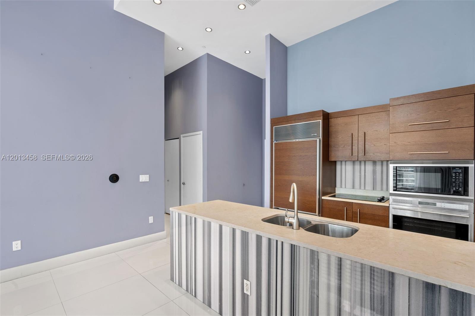 475 Brickell Ave # 2812, Miami FL 33131 photo 4