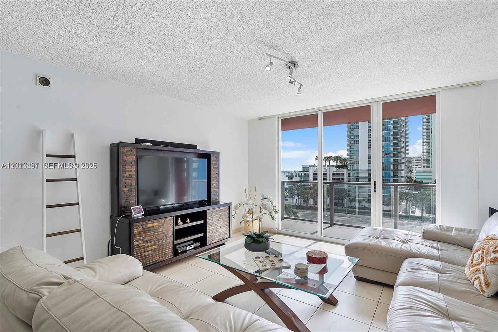 1155 Brickell Bay Dr # 603, Miami FL 33131 photo 3