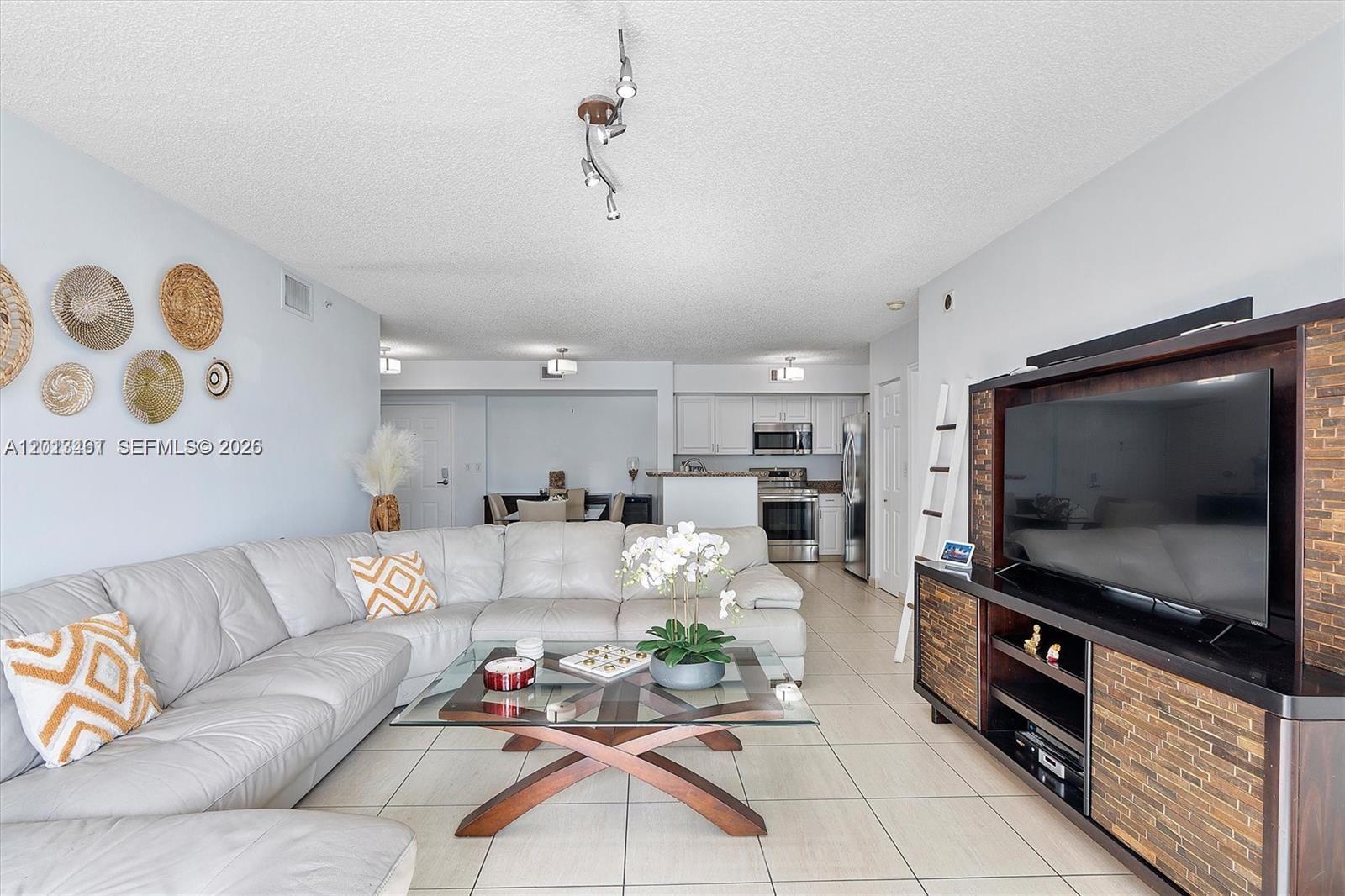 1155 Brickell Bay Dr # 603, Miami FL 33131 photo 4