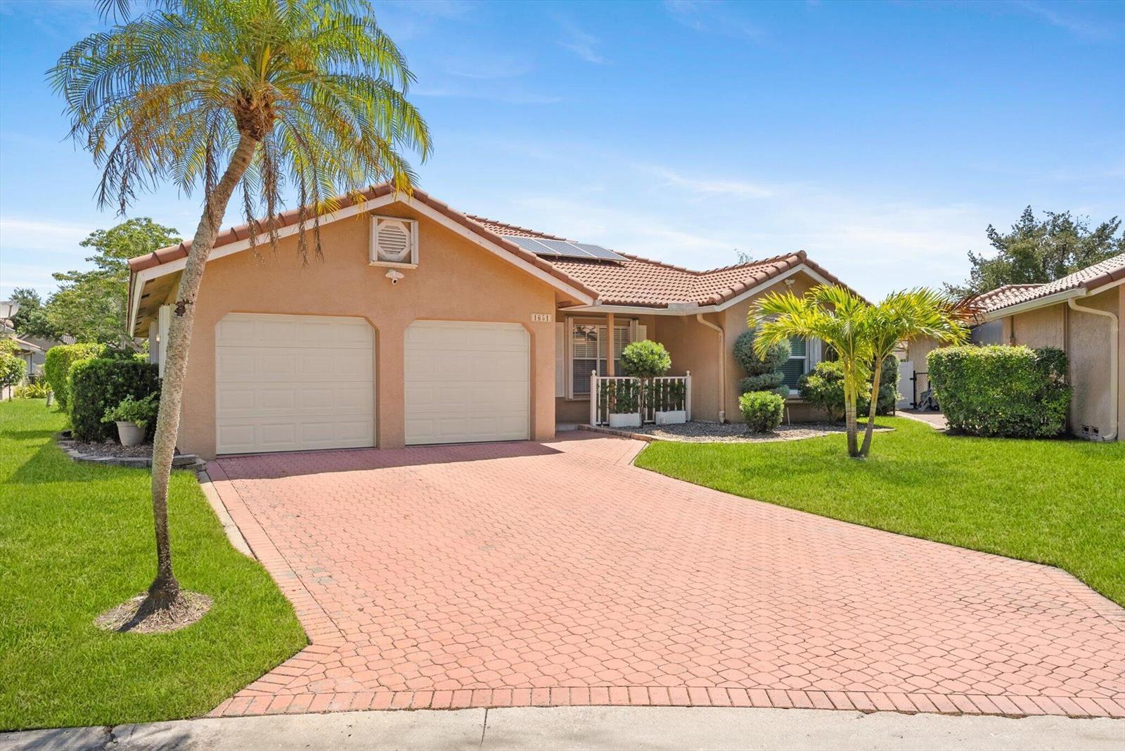 1651 NW 106th Way, Coral Springs FL 33071
