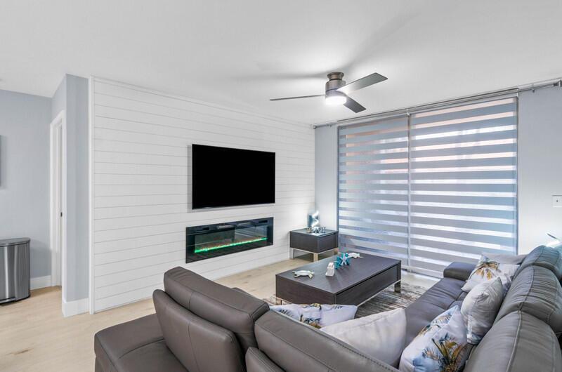140 Yacht Club Way # 107, Hypoluxo FL 33462