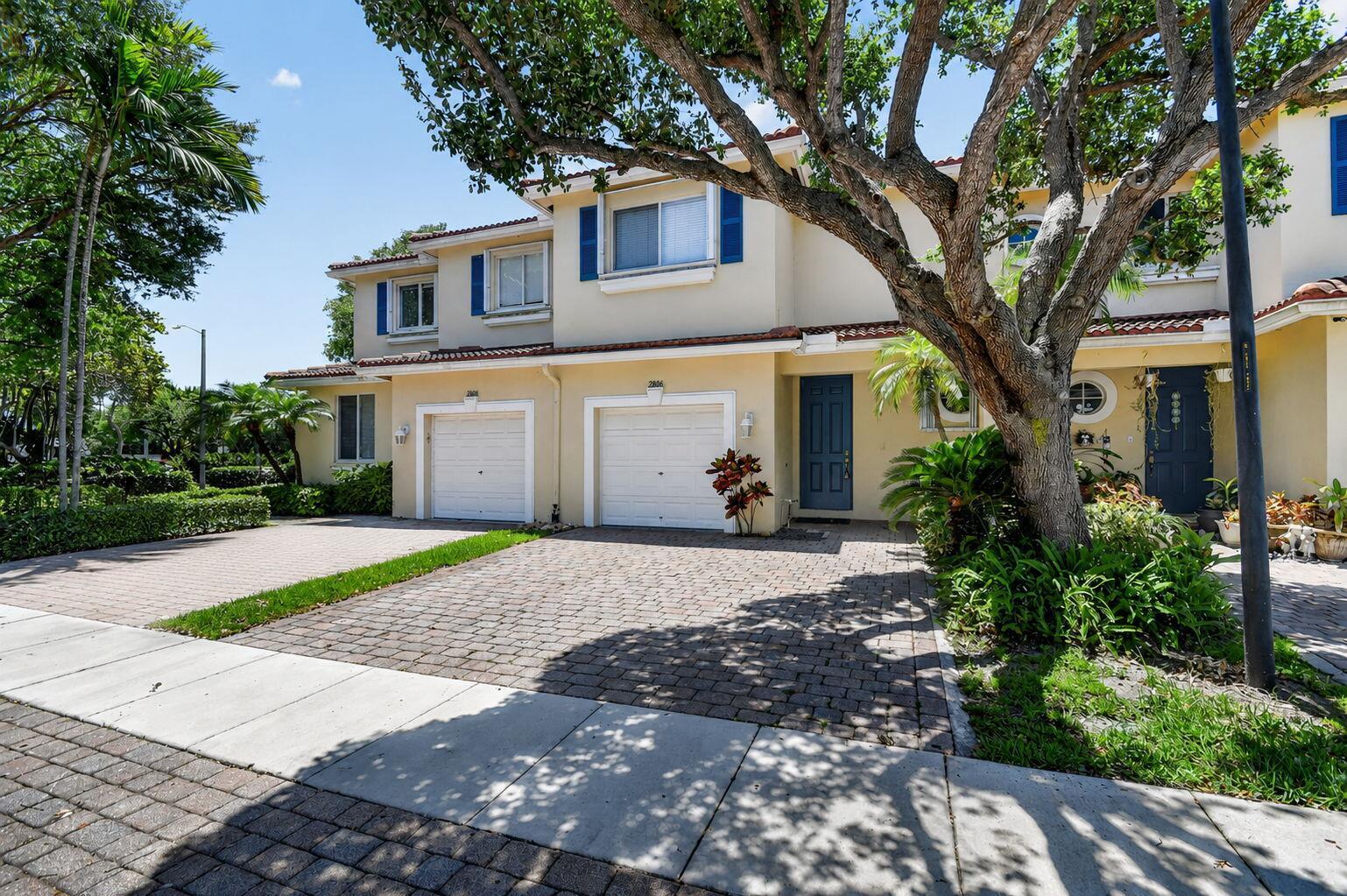 2806 S Evergreen Circle, Boynton Beach FL 33426 photo 3