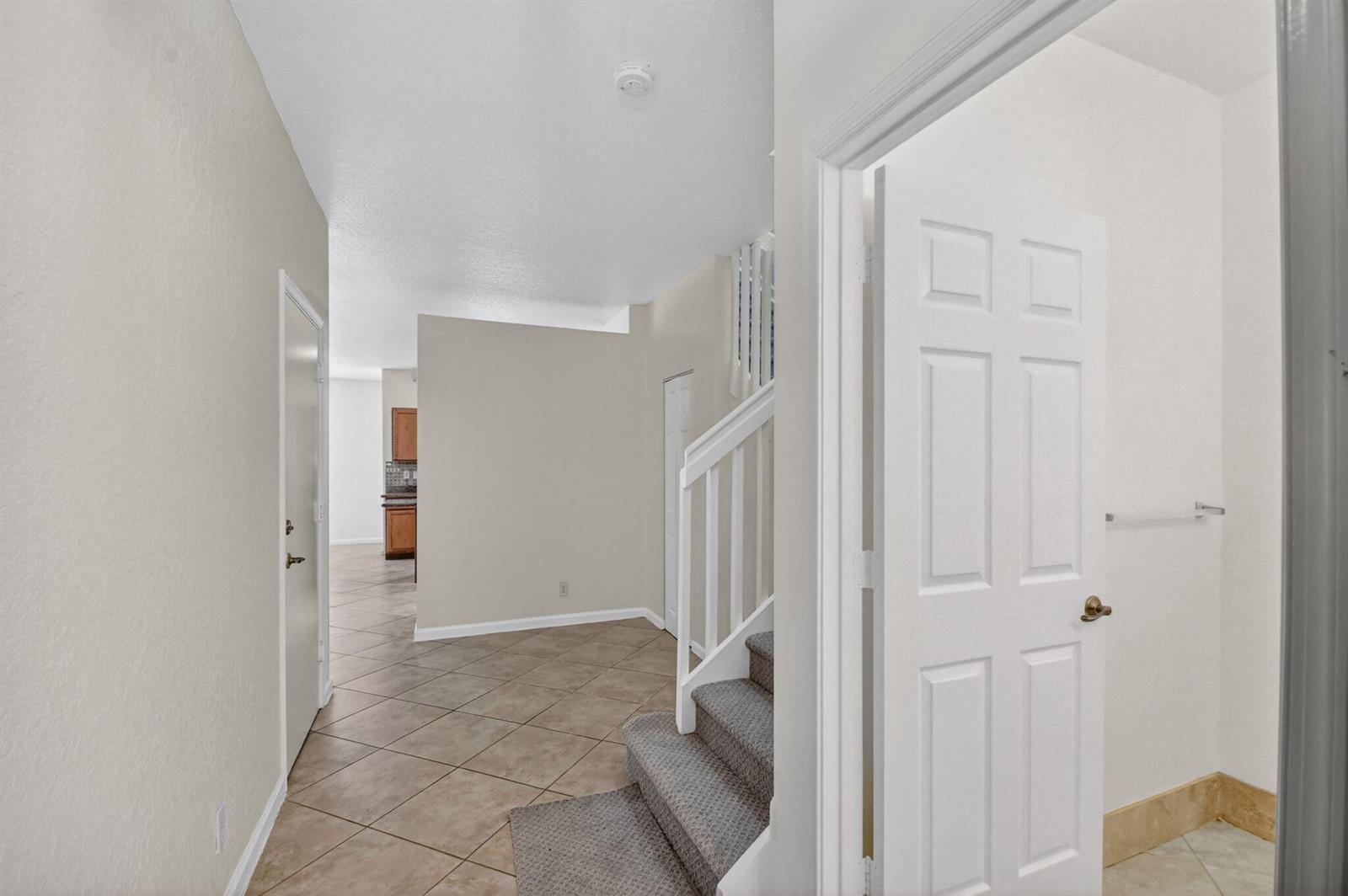 2806 S Evergreen Circle, Boynton Beach FL 33426 photo 4