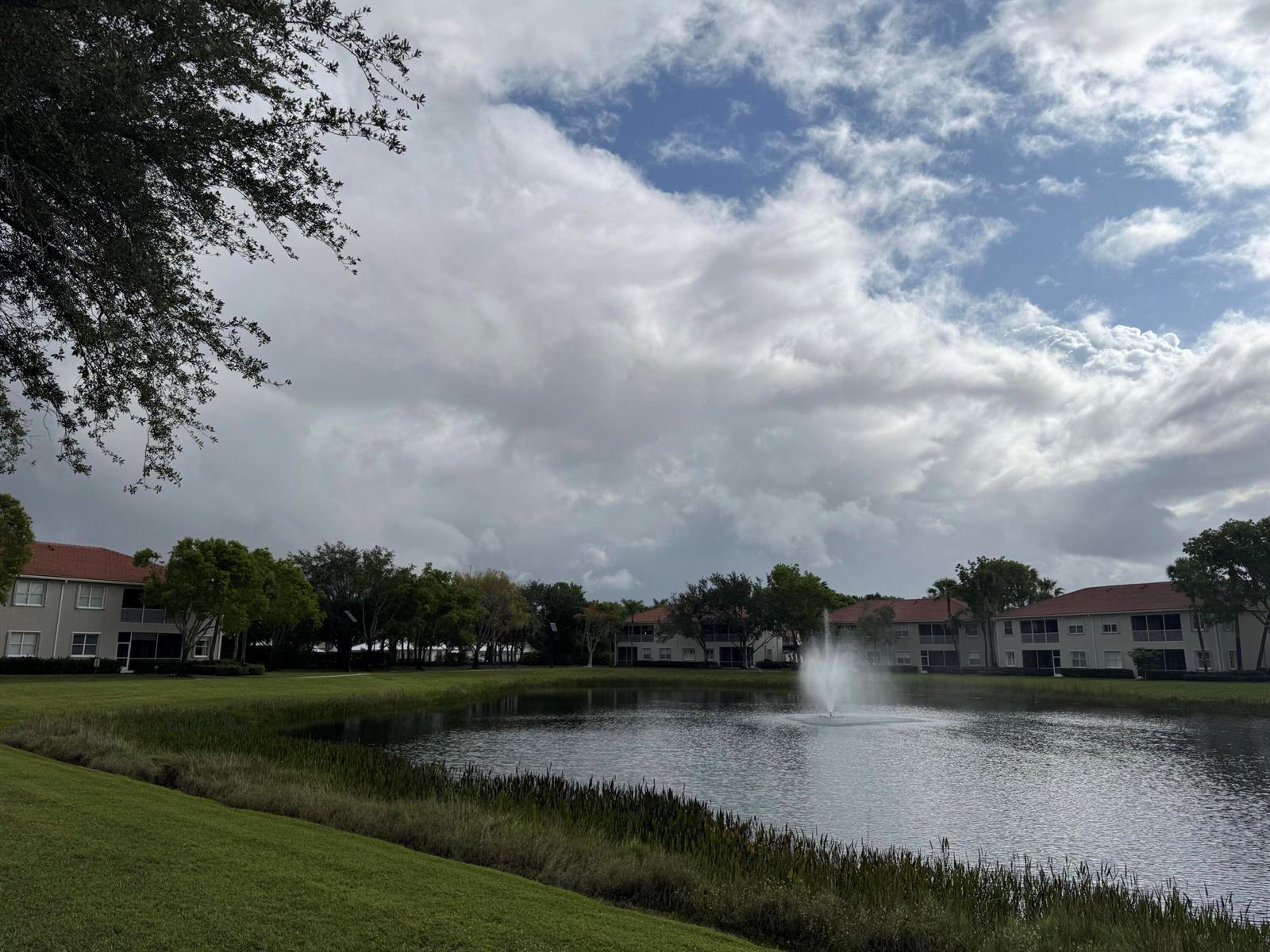2140 Wingate Bend, Wellington FL 33414 photo 3