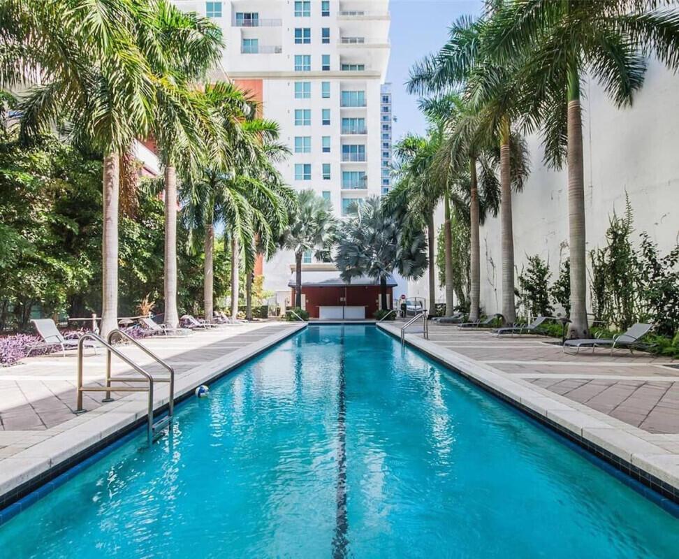 133 NE 2nd Avenue # 810, Miami FL 33132