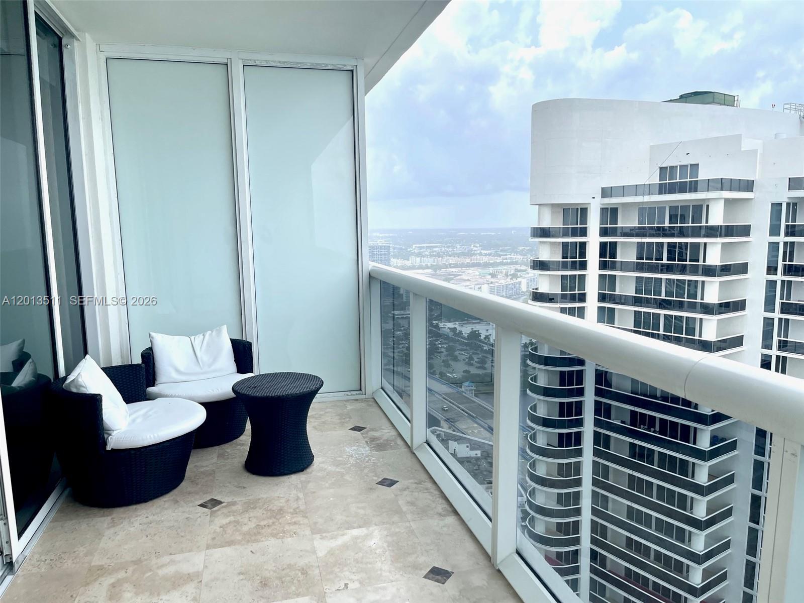 Hallandale Beach, FL 33009 photo 5