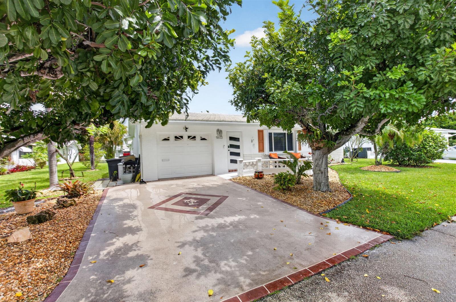 1803 SW 22nd Way, Boynton Beach FL 33426 photo 3