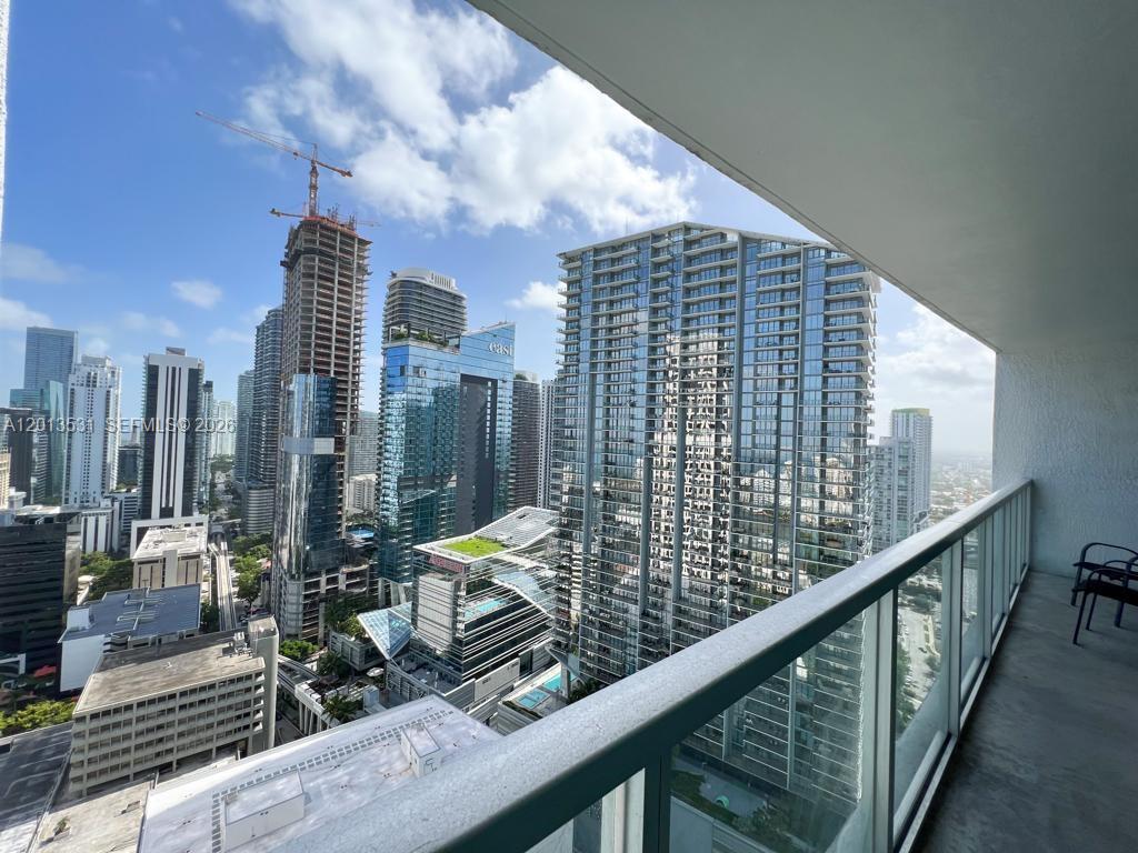 55 SE 6th St # 3706, Miami FL 33131