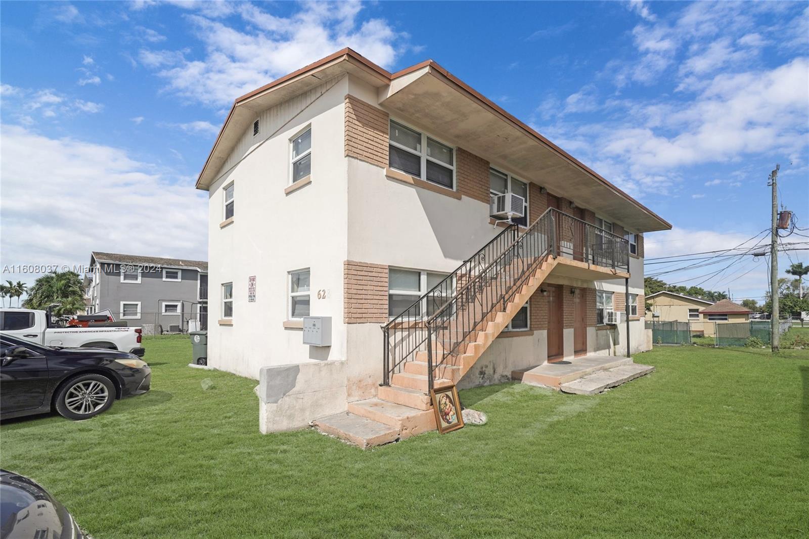 628 SW 4th Street, Belle Glade FL 33430 photo 2